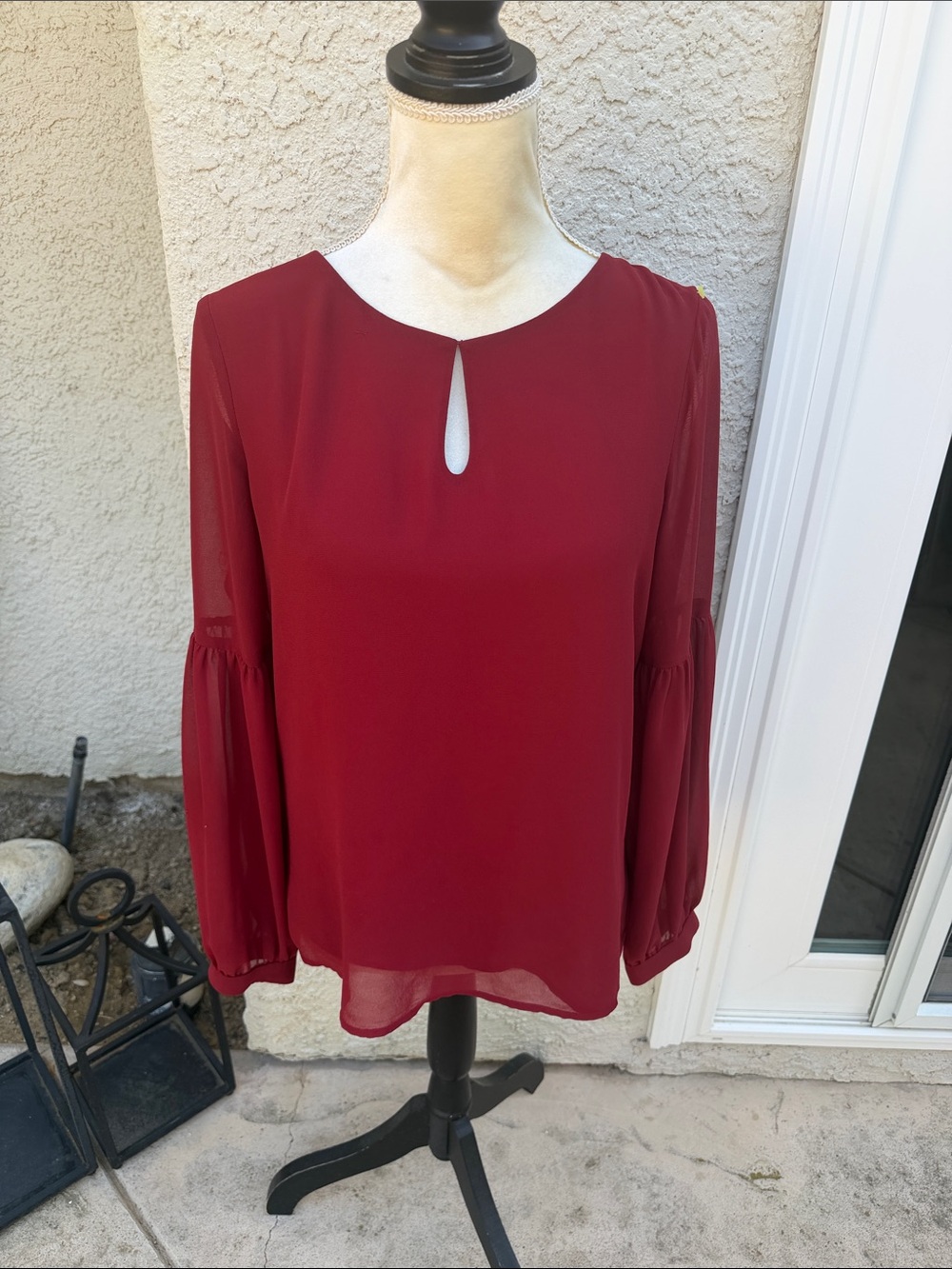 Express Women's Red Sheer Puff Sleeve Back Closure Blouse Size M